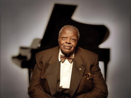 Oscar Peterson - zosobnené jazzové piano