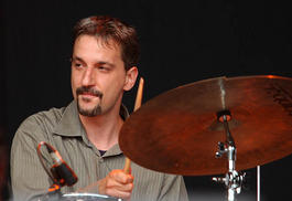 Tragicky zahynul maďarský jazzový bubeník András Mohay