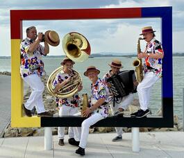 Funny Fellows Parade, 21.12.2024 18:00