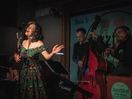 La Jana & Her Cats + B-Swing, 25.3.2026 20:00
