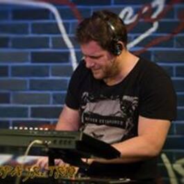 Peter Lipa Jr. Trio, 13.2.2016 21:00