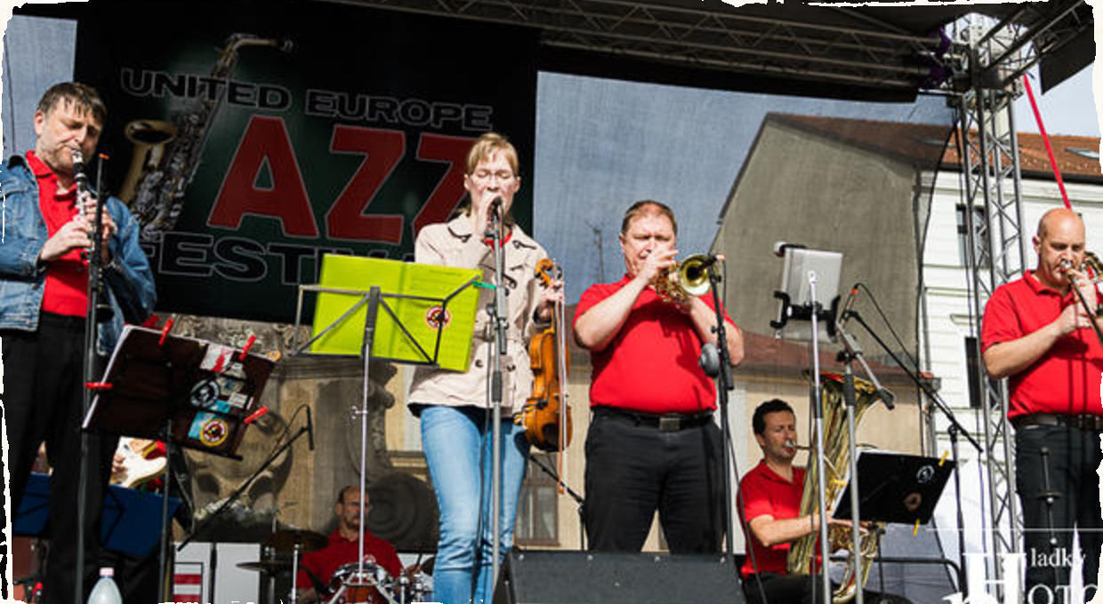 Fotoreportáž: Debrecen Dixieland Jazz Band na festivale United Europe Jazz Festival 2019 v Banskej Bystrici