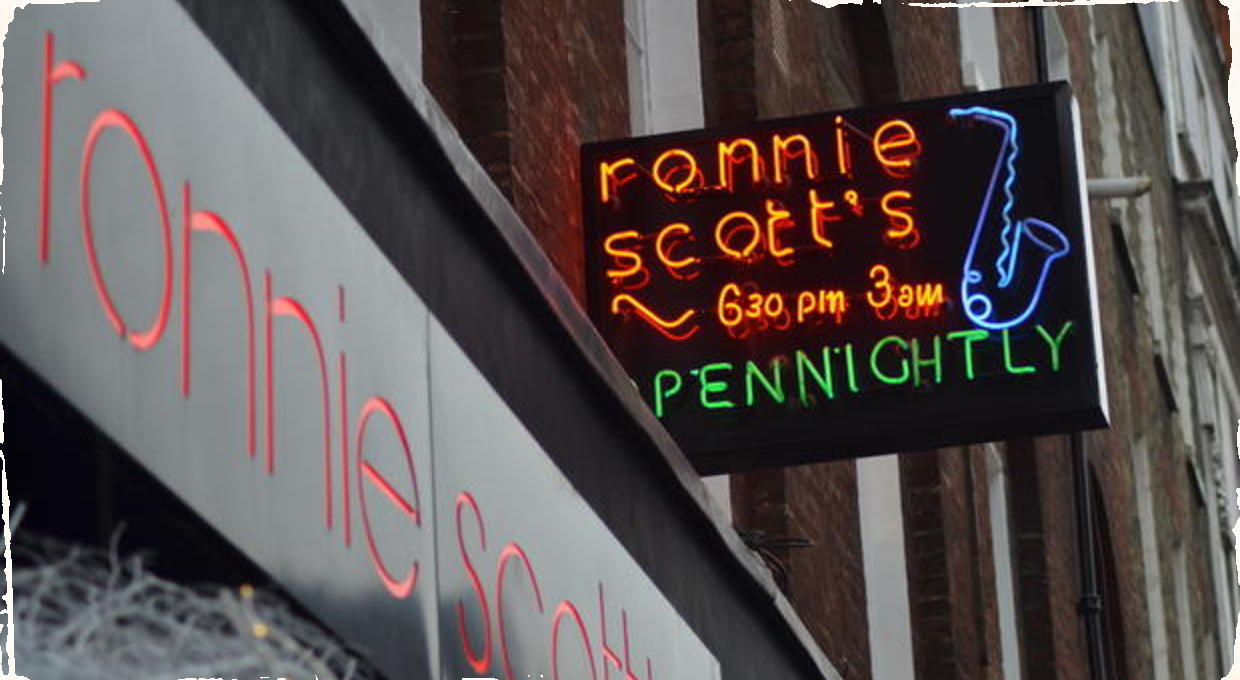 Londýnsky jazzový klub Ronnie Scott's má 60 rokov: Výročie oslávi pouličnou hudobnou párty