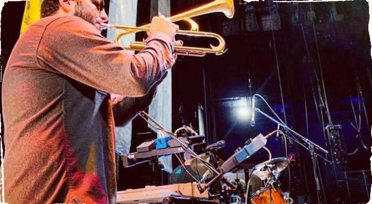 Trubkárovi ukradli nástroj priamo v jazzovom klube: Dave Levy prosí sociálne siete o pomoc