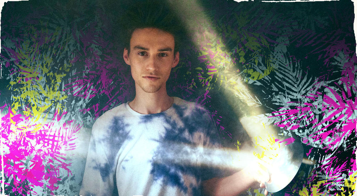 Jacob Collier vydáva tretí album zo série Djesse, popisuje ho ako negatívny priestor plný R&B, soulu a hip-hopu