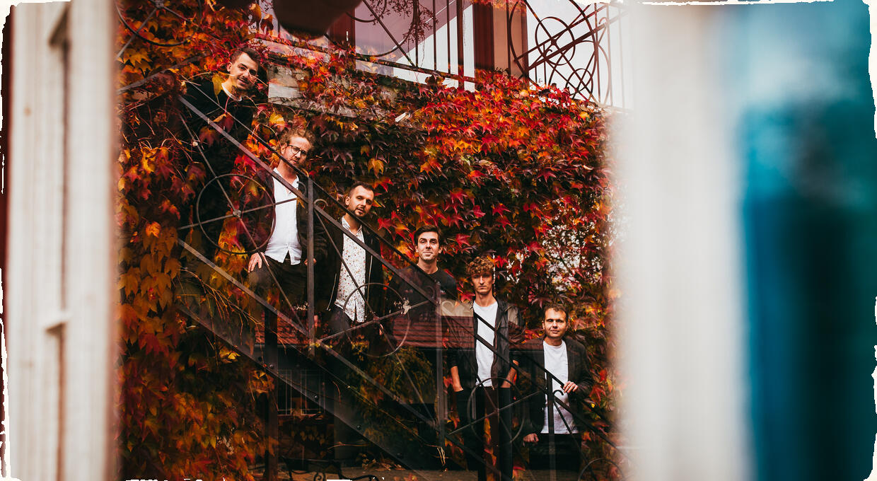 Behind The Door: dvadsať rokov za dverami