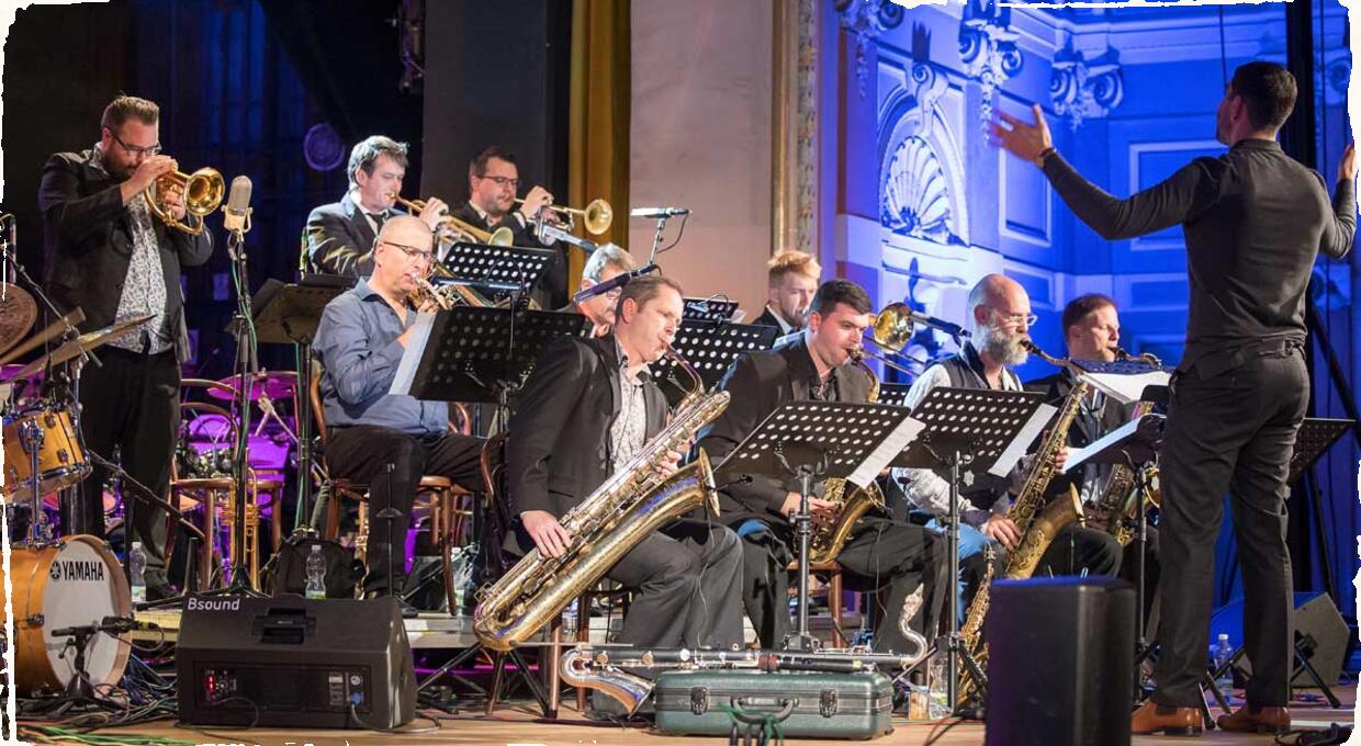 Veľké očakávania Slovenského národného jazzového orchestra s Tonym Lakatosom