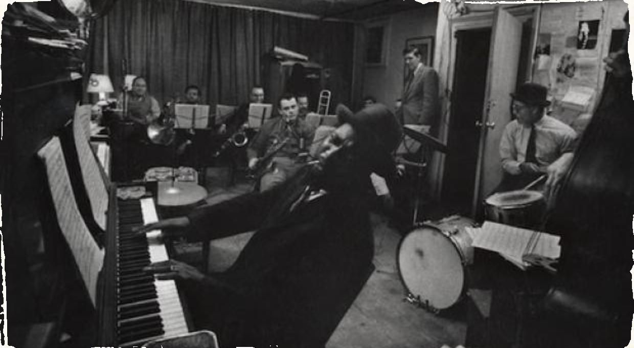 Jazzové 'doupě' podľa W. Eugene Smitha: Nový dokumentárny film ukazuje zábery z tajných stretnutí jazzmanov