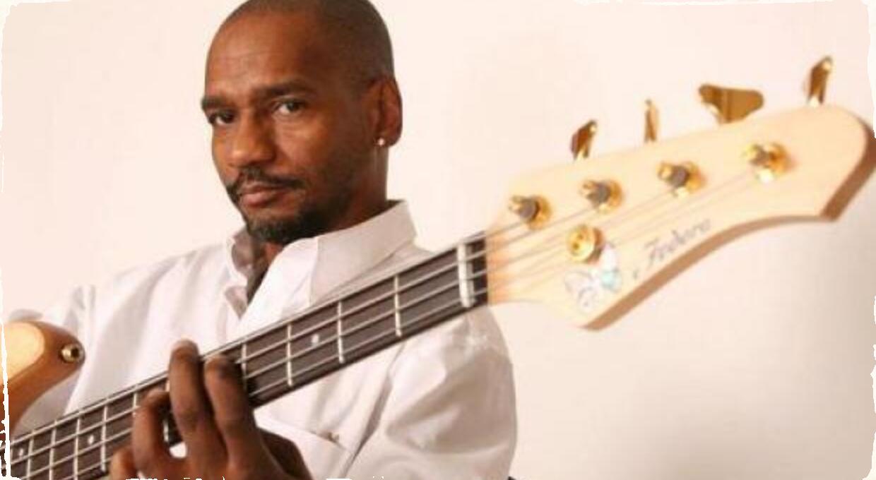 Victor Bailey pokračuje v boji s chorobou: Hudobníci pre neho zorganizovali benefičný koncert